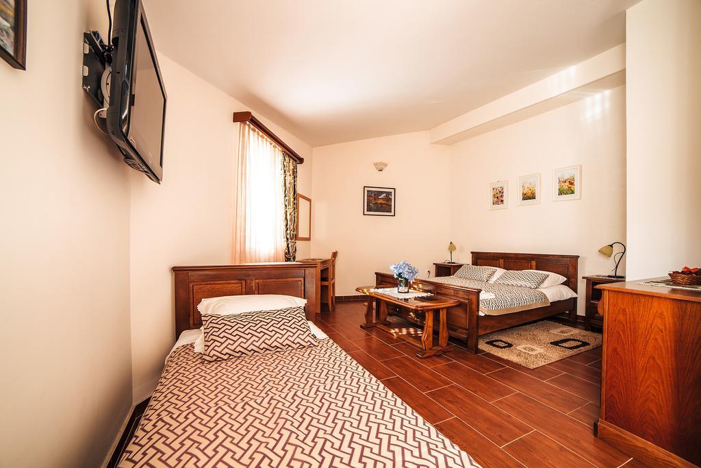 Guest House Sebelj Budva Habitación foto